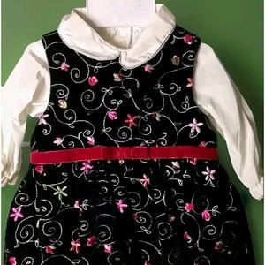 Infant 3-6 months Girls Velvet Dress With Embroidery - 3 Piece Set Vintage
